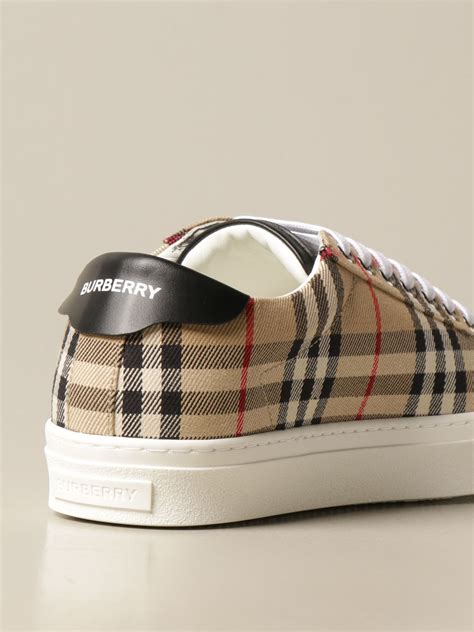 burberry sneakers heren|burberry sneakers dam.